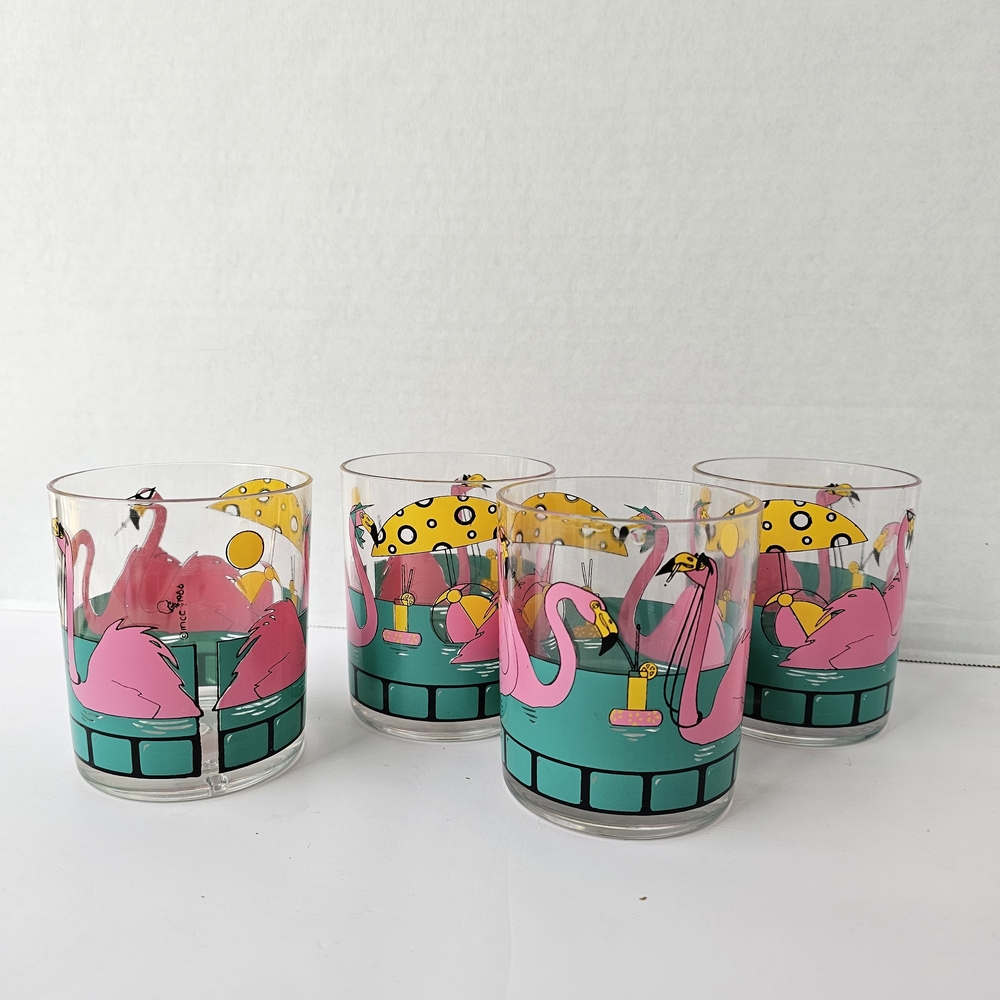 Flamingo and Umbrella Glass Set Of Four MCE 1980's Acrilyc.